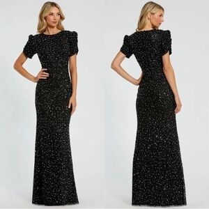Mac Duggal 24003 Black Gathered Short Sleeve Beaded Gown Size 6 NWT